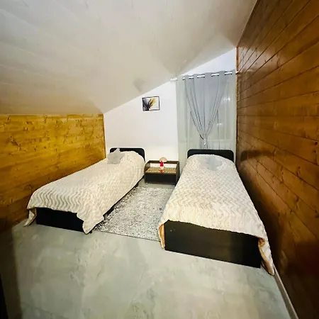 Casawyw 4 Cu 5 Апартамент Крайова